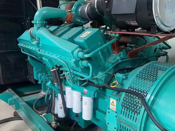 嘉善更换100kW柴油发电机组机油时，需要注意哪些事项？